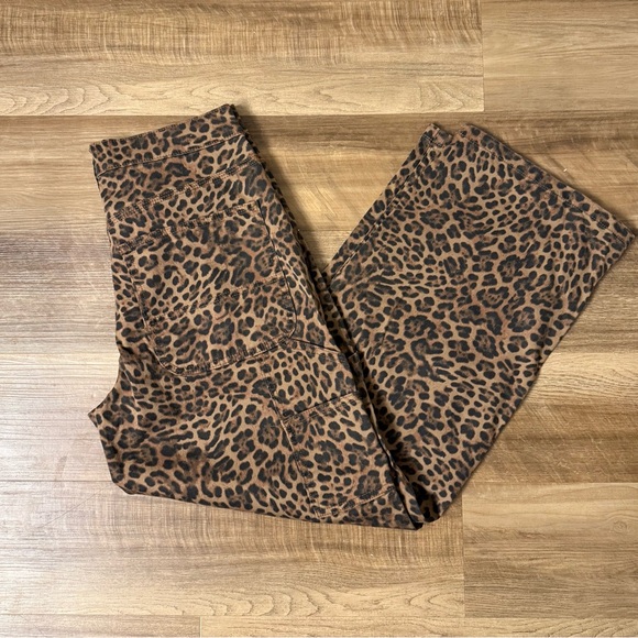 NWT GAP Mid Rise '90s Loose Cheetah Cargo Jeans Pants Women’s Size 29 (8P) $98 - Picture 3 of 11